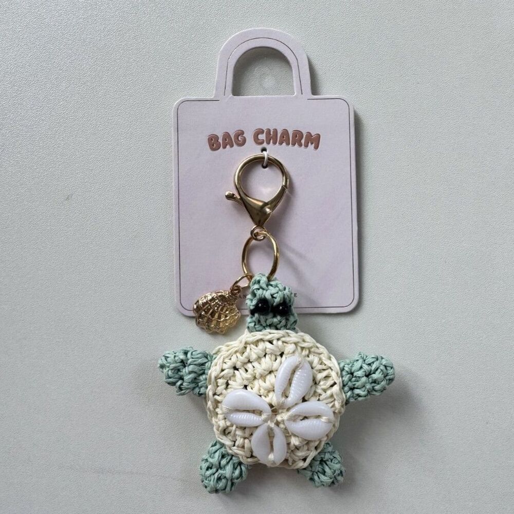 SOLD OUT Anthropologie Raffia Sea Turtle Bag Charm - Picture 2 of 2
